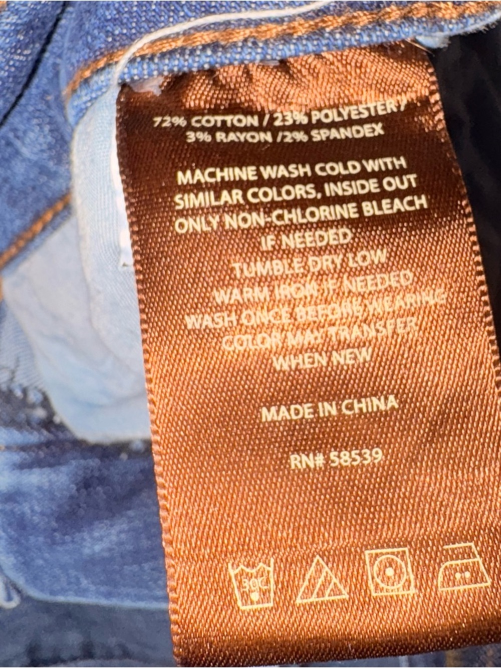 Kut from the Kloth Light Wash Frayed Skinny Jeans - NWOT - Picture 3 of 10